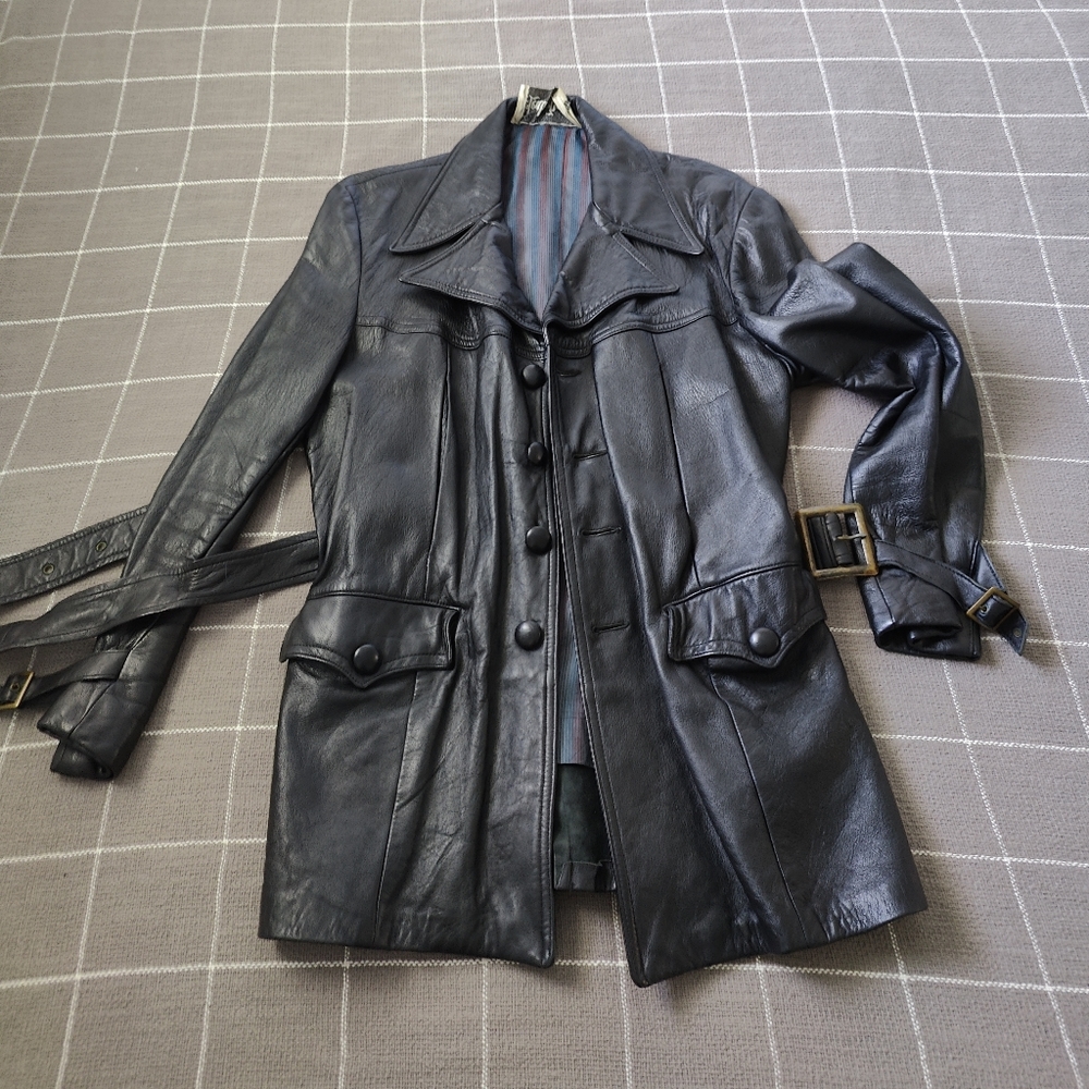 VINTAGE 70s Leather Hamlet Belted Trench Coat Cabretta